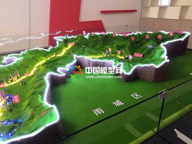 助力鄉(xiāng)村展示成果沙盤(pán)模型