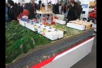 頁(yè)巖氣勘測(cè)開(kāi)發(fā)裝備一體化沙盤模型